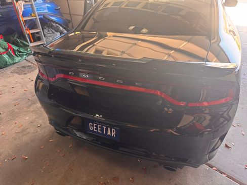Used 2016 Dodge Charger R/T Scat Pack w/ Beats Audio Group RWD image 6