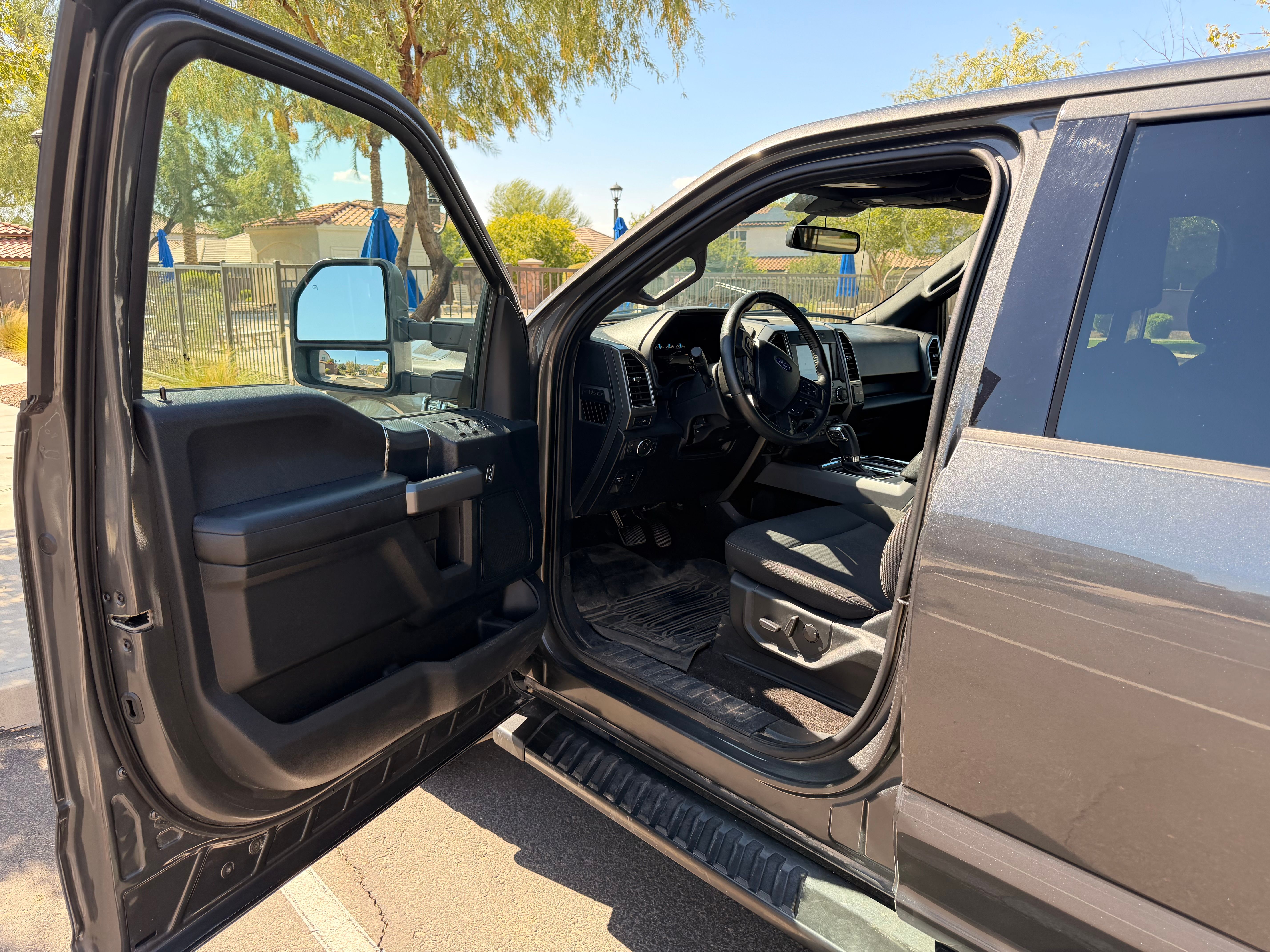 Used 2020 Ford F150 XLT w/ Equipment Group 302A Luxury AWD/4WD image 5