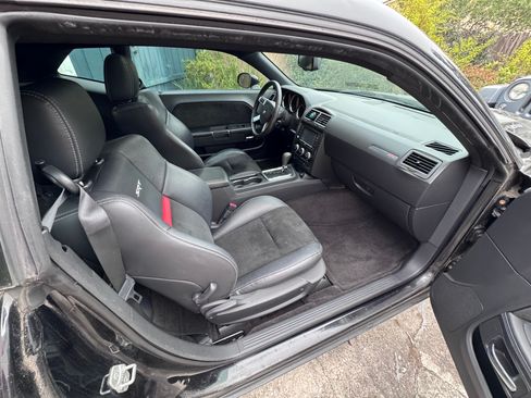 Used 2010 Dodge Challenger SRT8 w/ SRT Option Group II image 17