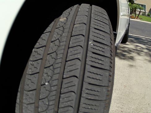 Used 2016 Subaru Outback 3.6R Limited image 4