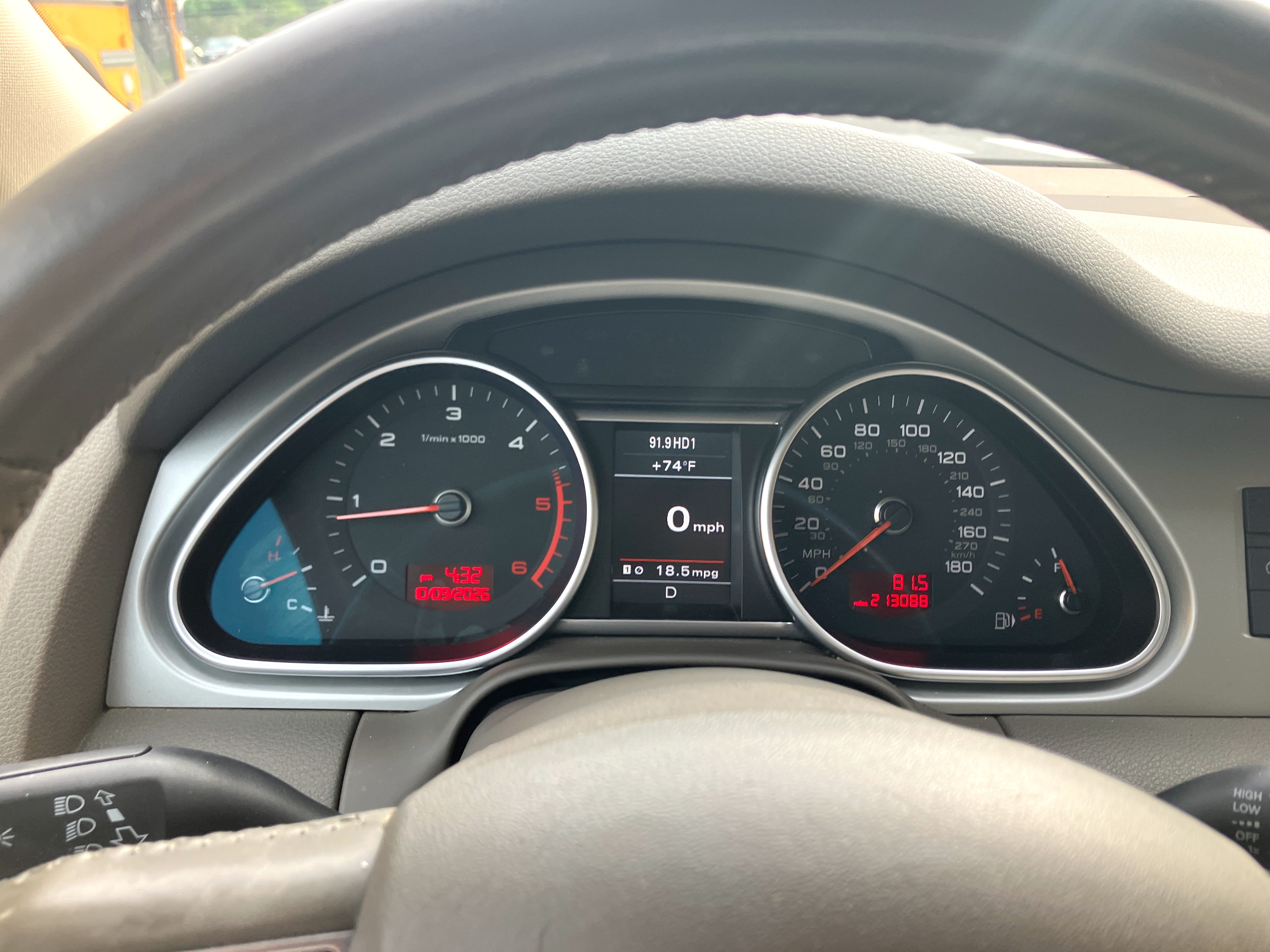 Used 2011 Audi Q7 TDI Premium Plus AWD/4WD image 4