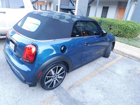 Used 2023 MINI Cooper S w/ Sidewalk Package image 5