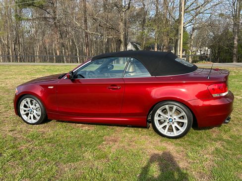 Used 2012 BMW 135i Convertible image 1