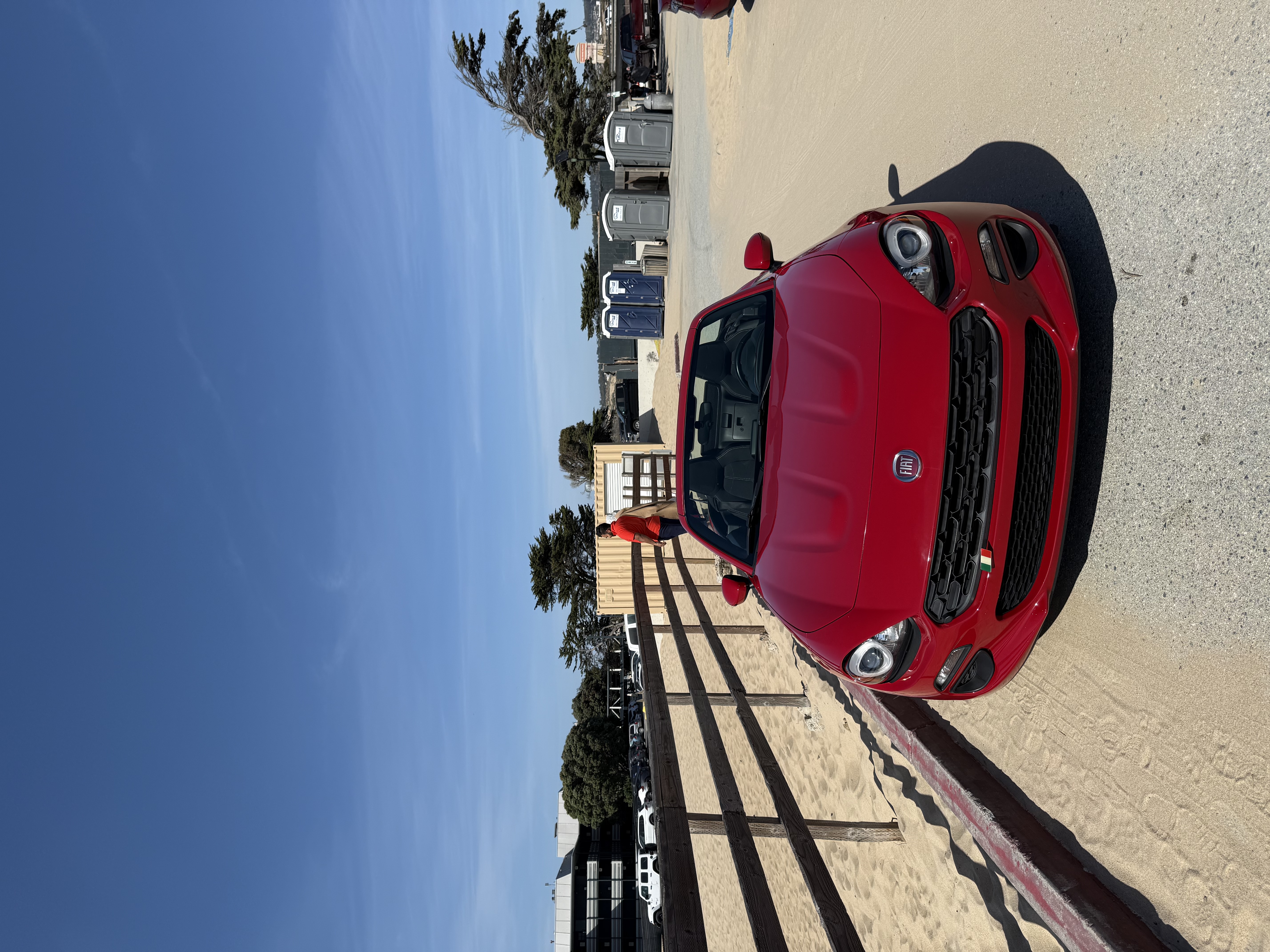 Used 2017 FIAT 124 Spider Classica RWD image 2
