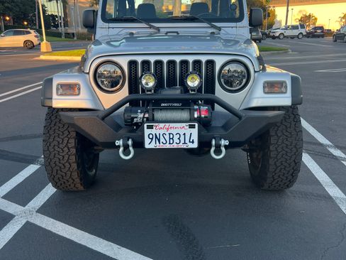 Used 2005 Jeep Wrangler Sport image 1