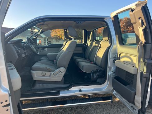 Used 2010 Ford F150 XL image 9