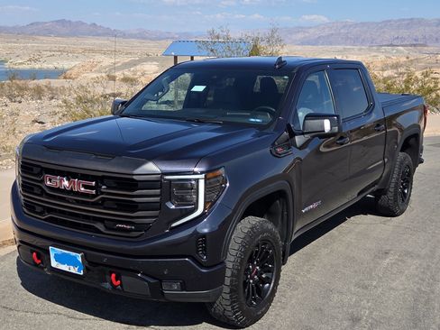 Used 2022 GMC Sierra 1500 AT4X image 24