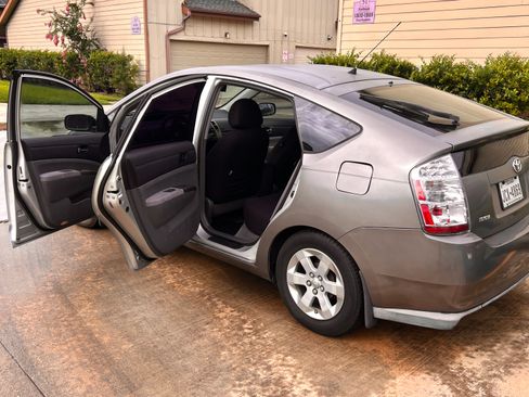 Used 2007 Toyota Prius FWD image 10