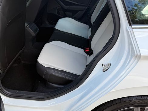 Used 2021 Volkswagen Jetta R-Line w/ R-Line Cold Weather Package image 10