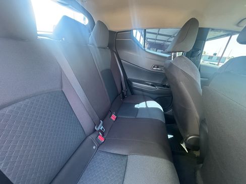 Used 2022 Toyota C-HR Nightshade image 5