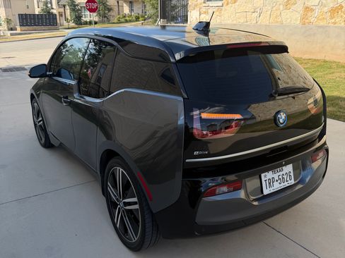 Used 2018 BMW i3 RWD image 4