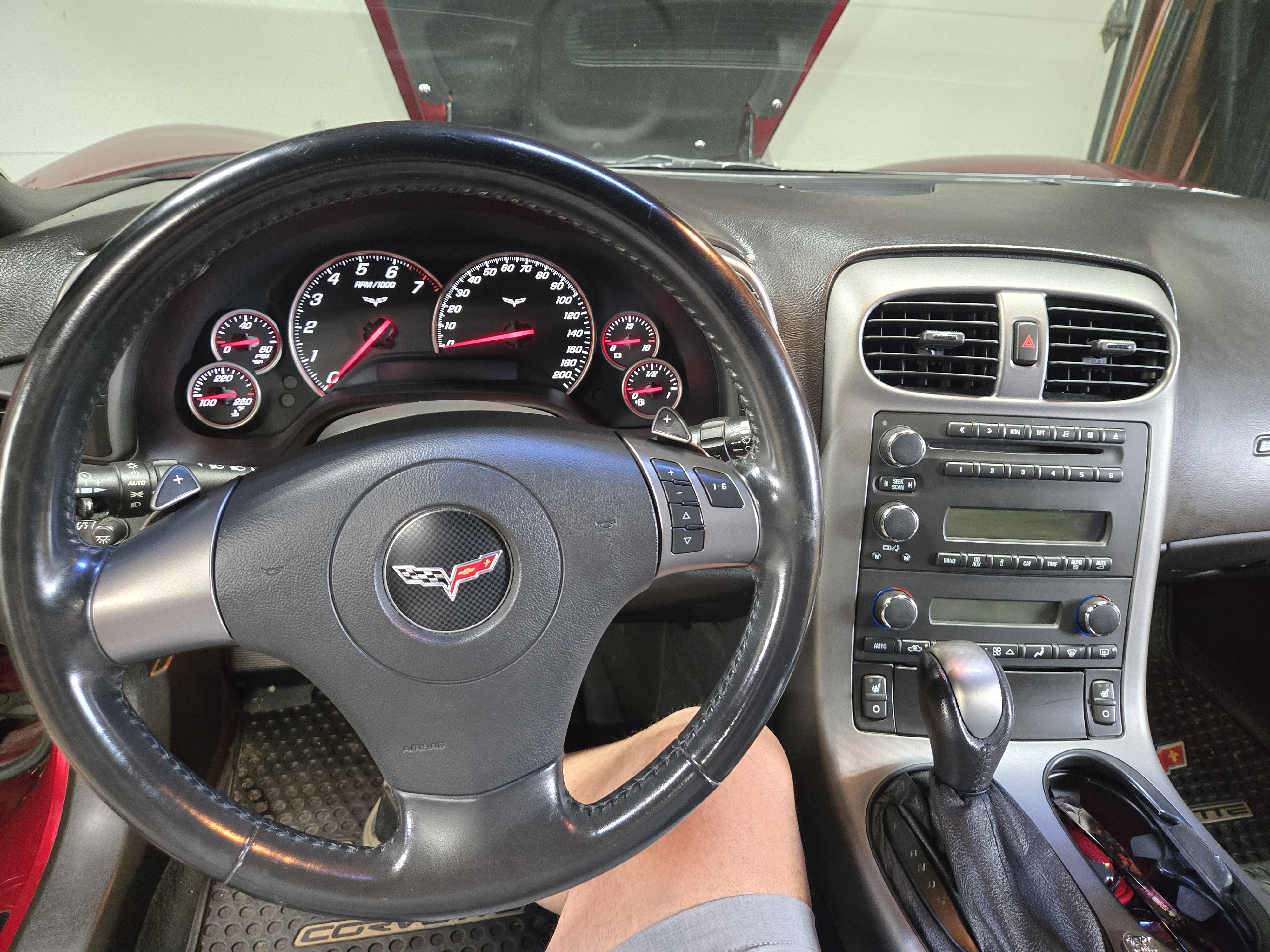 Used 2007 Chevrolet Corvette Coupe w/ Preferred Equipment Group RWD image 9