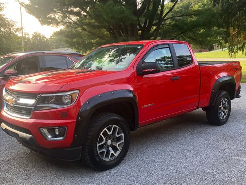 Used 2016 Chevrolet Colorado W/T AWD/4WD image 1
