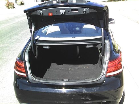 Used 2014 Mercedes-Benz E 350 4MATIC Coupe image 14