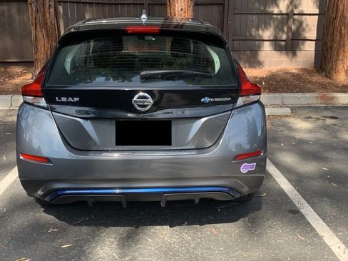 Used 2019 Nissan Leaf S w/ S Charge Package FWD image 11