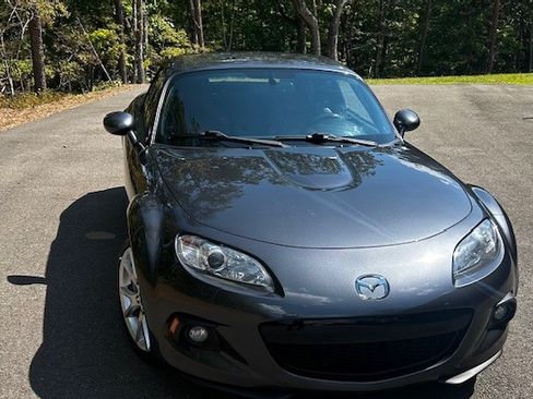 Used 2015 MAZDA MX-5 Miata Grand Touring w/ Premium Package image 2