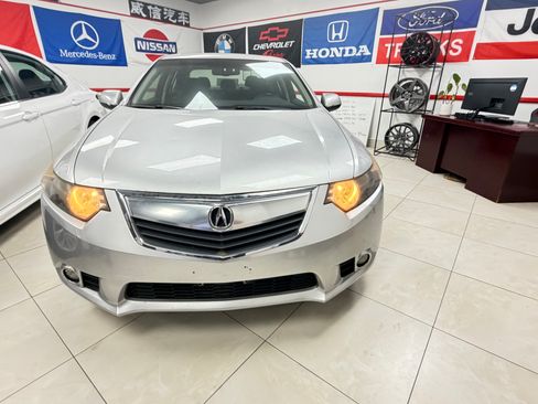 Used 2013 Acura TSX Sedan image 2