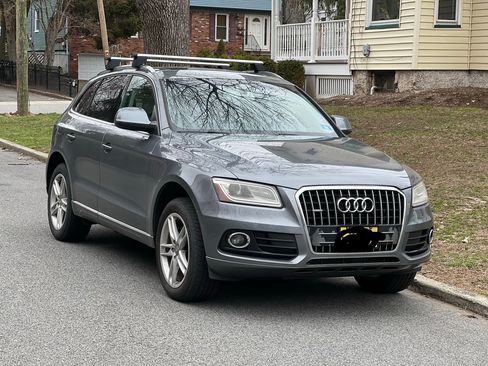 Used 2013 Audi Q5 2.0T Premium Plus w/ Premium Plus Pkg image 2