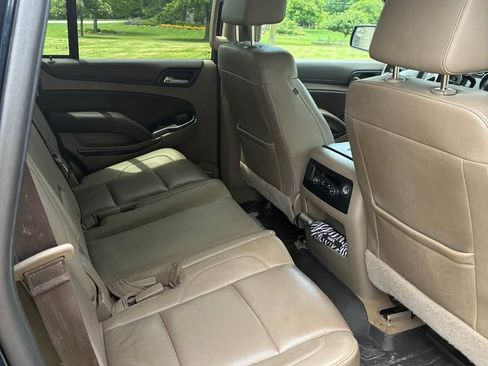 Used 2017 Chevrolet Tahoe LT AWD/4WD image 7