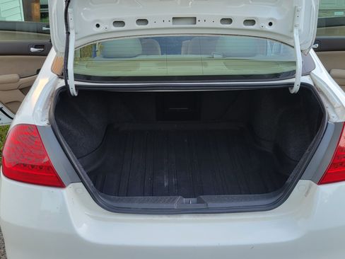 Used 2006 Honda Accord LX image 18