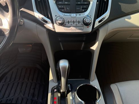 Used 2015 GMC Terrain SLT FWD image 18
