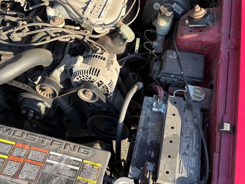Used 1996 Ford Mustang Convertible RWD image 26