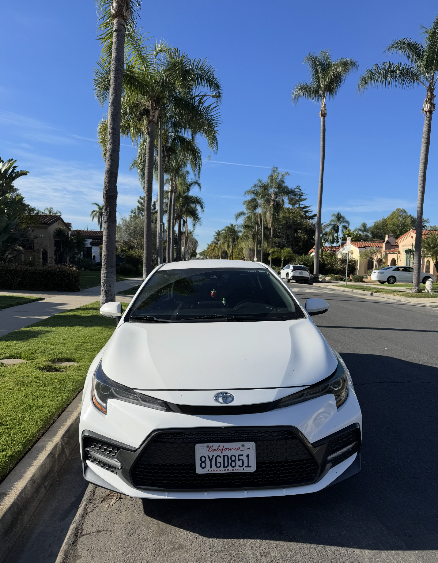 Used 2020 Toyota Corolla SE FWD image 2