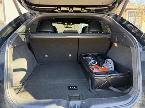 Used 2023 INFINITI QX55 Essential w/ Cargo Package image 2