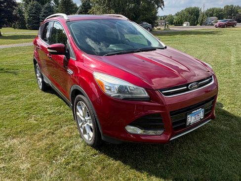 Used 2016 Ford Escape Titanium w/ Equipment Group 301A AWD/4WD image 8