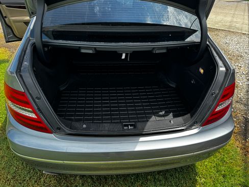 Used 2012 Mercedes-Benz C 250 Sedan image 6