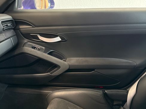 Used 2016 Porsche 911 GT3 RS image 12