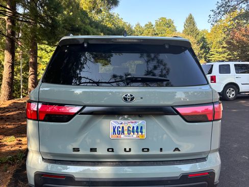 Used 2024 Toyota Sequoia SR5 w/ TRD Off-Road Package AWD/4WD image 8