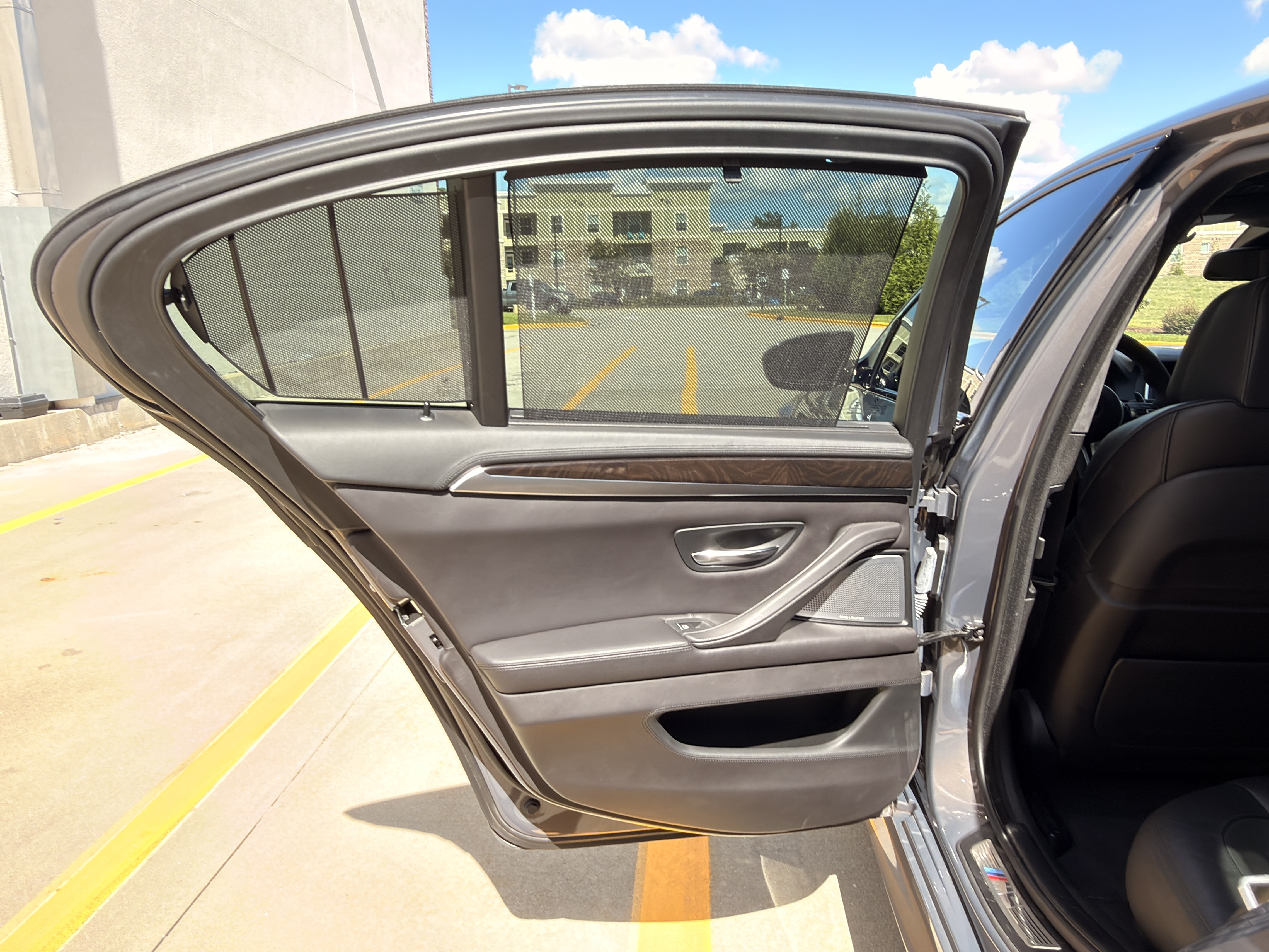 Used 2016 BMW M5 RWD image 20