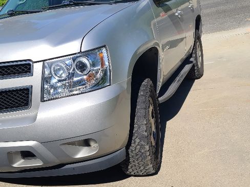 Used 2011 Chevrolet Tahoe LS image 29