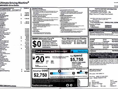 Used 2023 BMW M550i xDrive w/ Dynamic Handling Package image 30