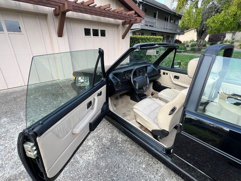 Used 1993 Volkswagen Cabriolet Classic FWD image 13