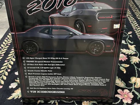 Used 2016 Dodge Challenger SRT Hellcat RWD image 23