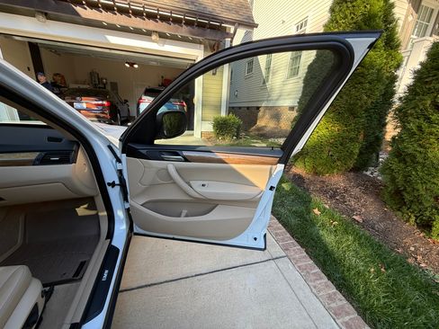 Used 2014 BMW X3 xDrive28i image 8