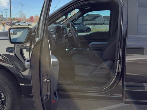 Used 2023 Ford F150 XL w/ STX Appearance Package image 5