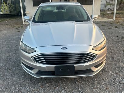 Used 2018 Ford Fusion SE