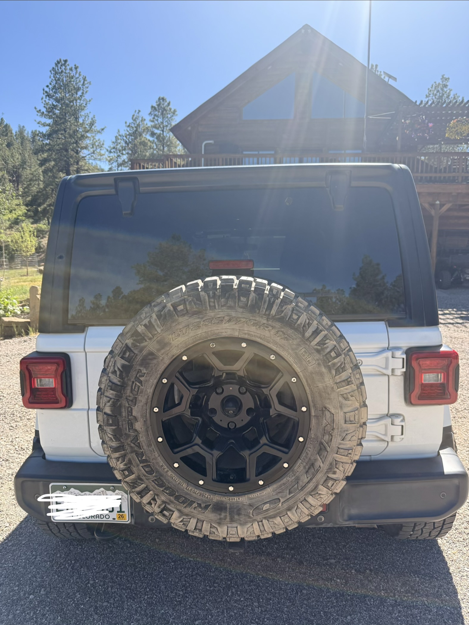 Used 2019 Jeep Wrangler Unlimited Sahara w/ Safety Group AWD/4WD image 9
