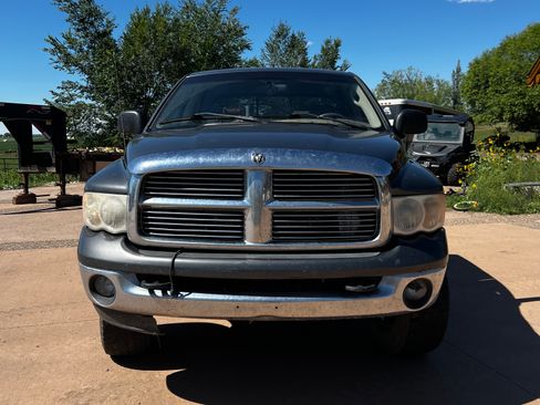 Used 2004 Dodge Ram 2500 Truck SLT w/ Trailer Tow Group image 2