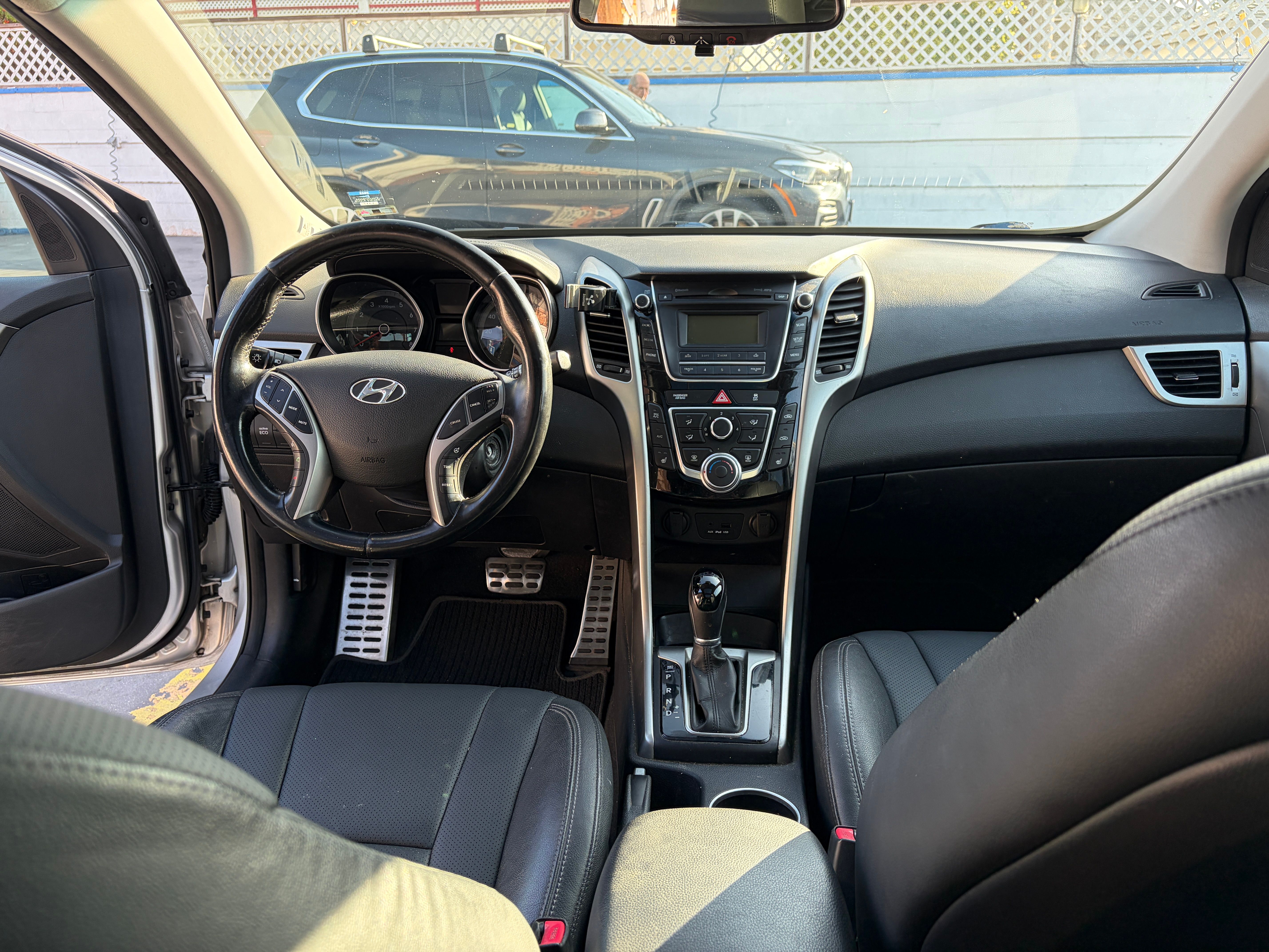 Used 2013 Hyundai Elantra GT w/ Style Pkg FWD image 6
