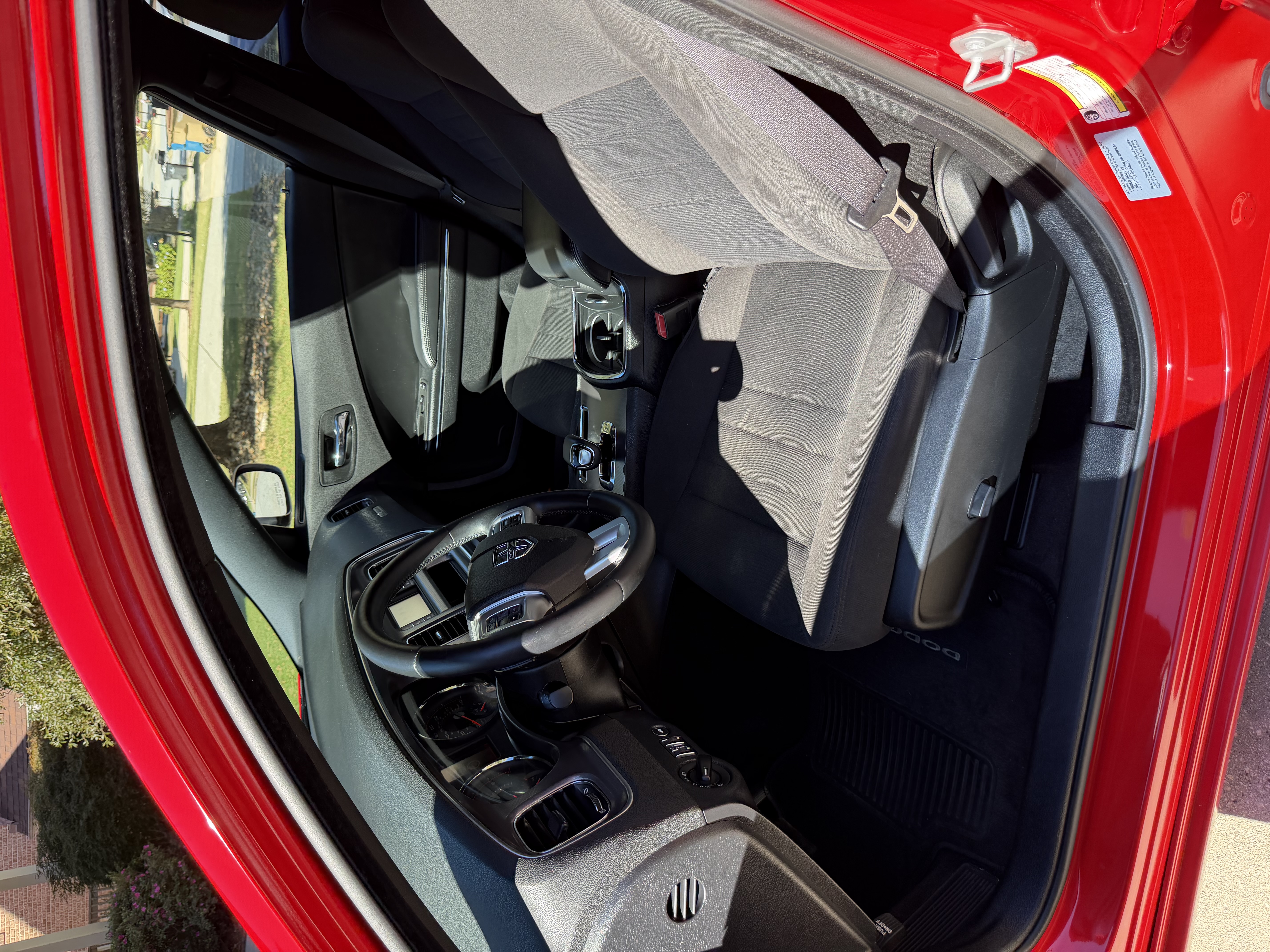Used 2014 Dodge Charger SE RWD image 22
