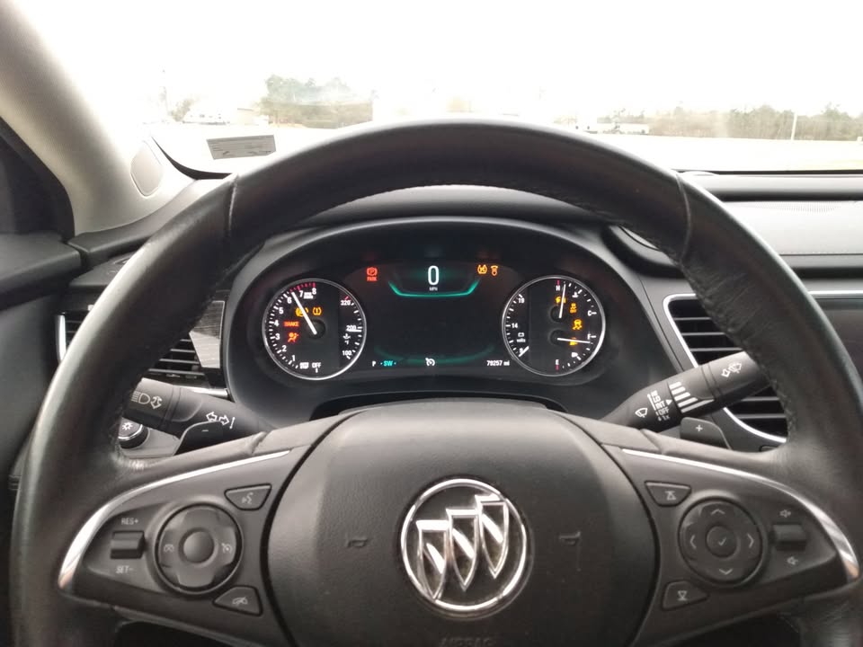 Used 2017 Buick LaCrosse Essence w/ Sun and Shade Package FWD image 12