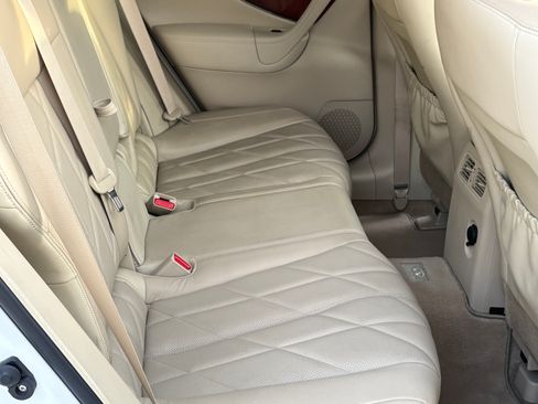 Used 2011 INFINITI FX35 2WD w/ Premium Pkg image 13