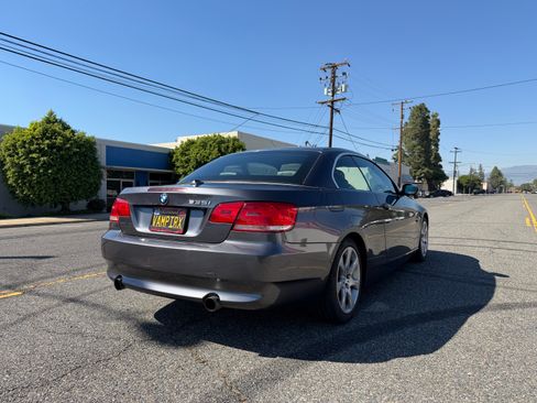 Used 2008 BMW 335i Convertible image 4