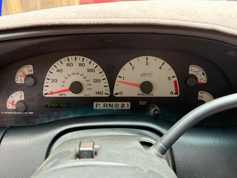 Used 1999 Ford F150 Lightning image 19