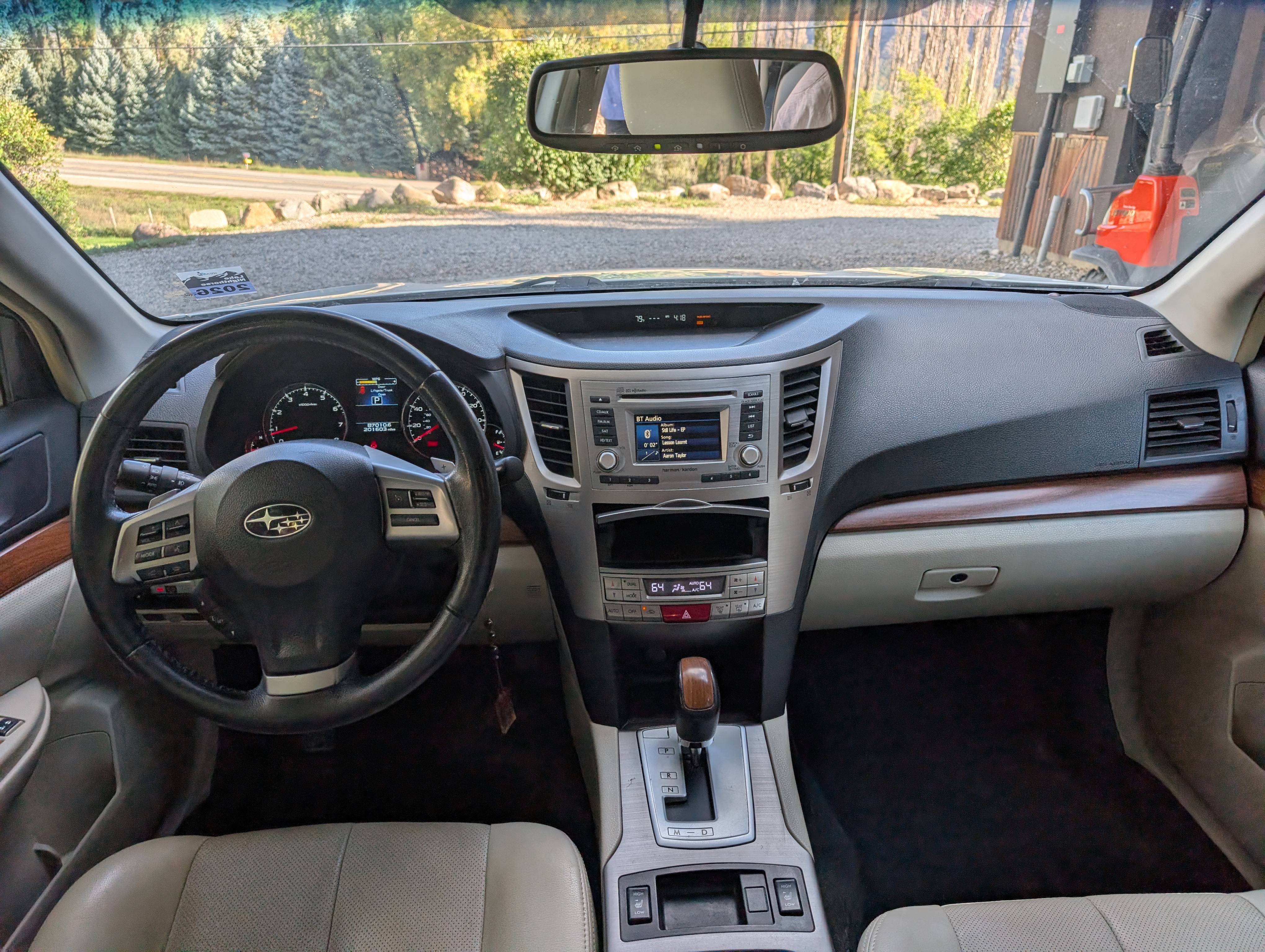 Used 2014 Subaru Outback 3.6R Limited w/ Moonroof Package AWD/4WD image 6