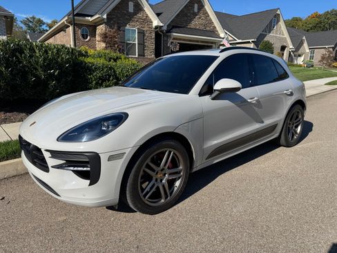 Used 2021 Porsche Macan GTS image 1